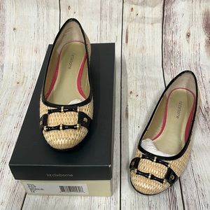 Liz Claiborne size 8 flat